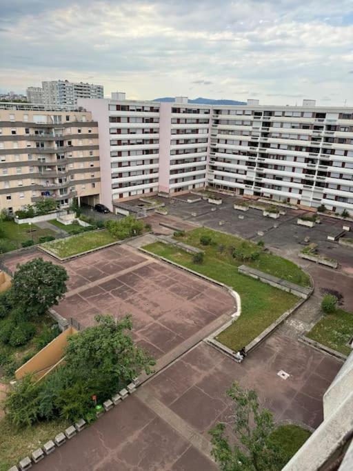 Grand Appartement 3 Chambres Balcon - Partdieu Lyon Exterior foto